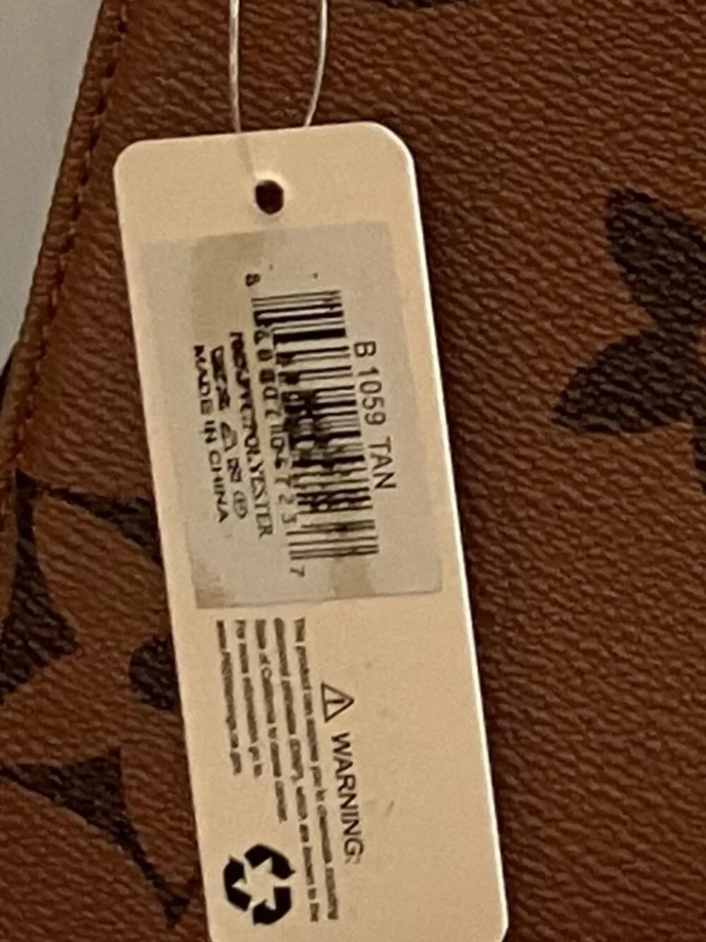 Woman's Odiva Make-Up Bag=Brown